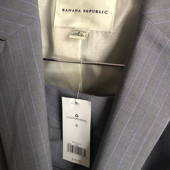 Nwt Banana Republic pinstripe suit - Picture 2 of 9